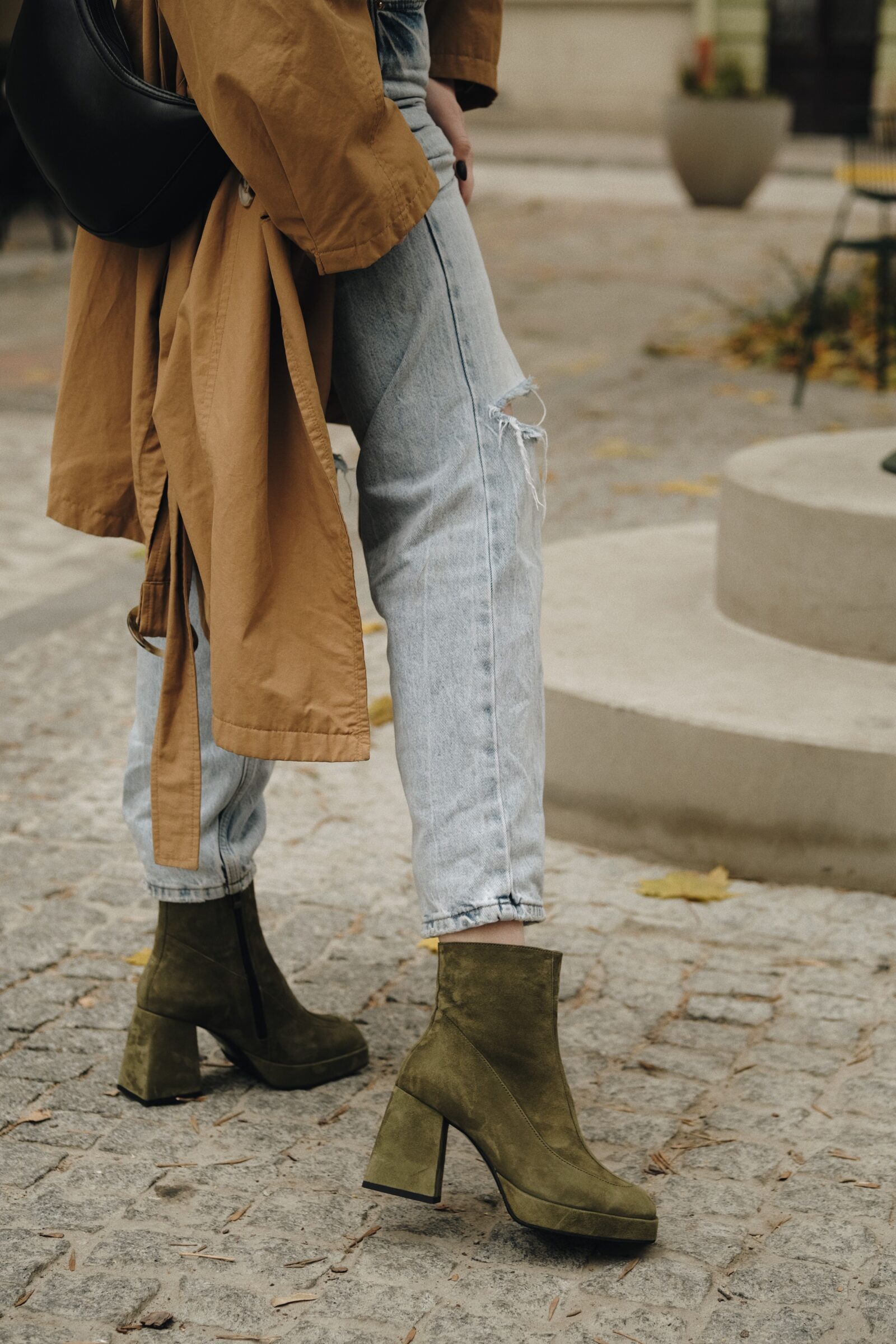 How to Wear Ankle Boots With Skinny Jeans
