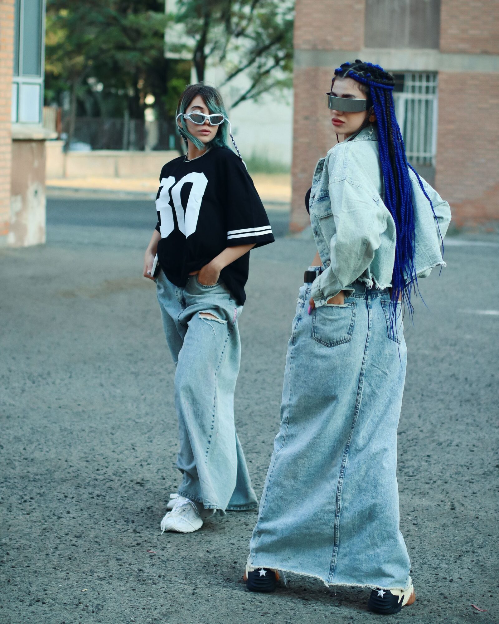 are baggy jeans in style in 2026