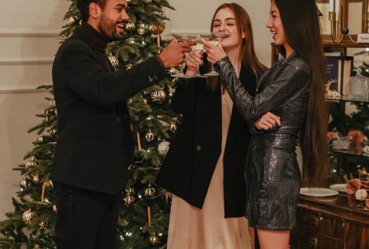 What Is Festive Attire? Meaning and Outfits