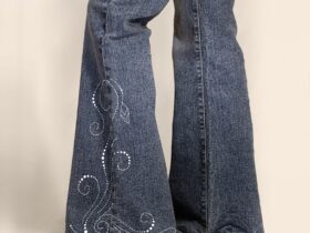 how to wear flare jeans